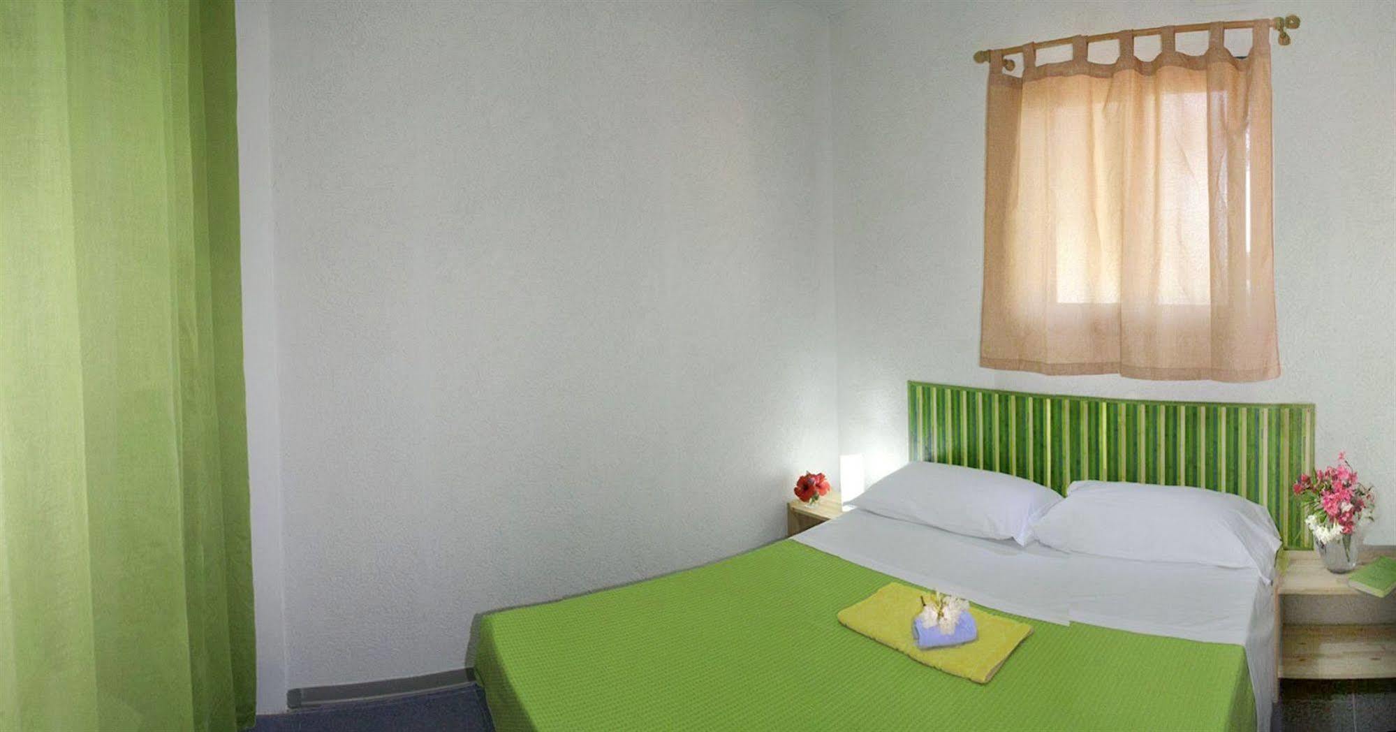 Camping Villaggio Lamaforca Torre Santa Sabina Exterior foto